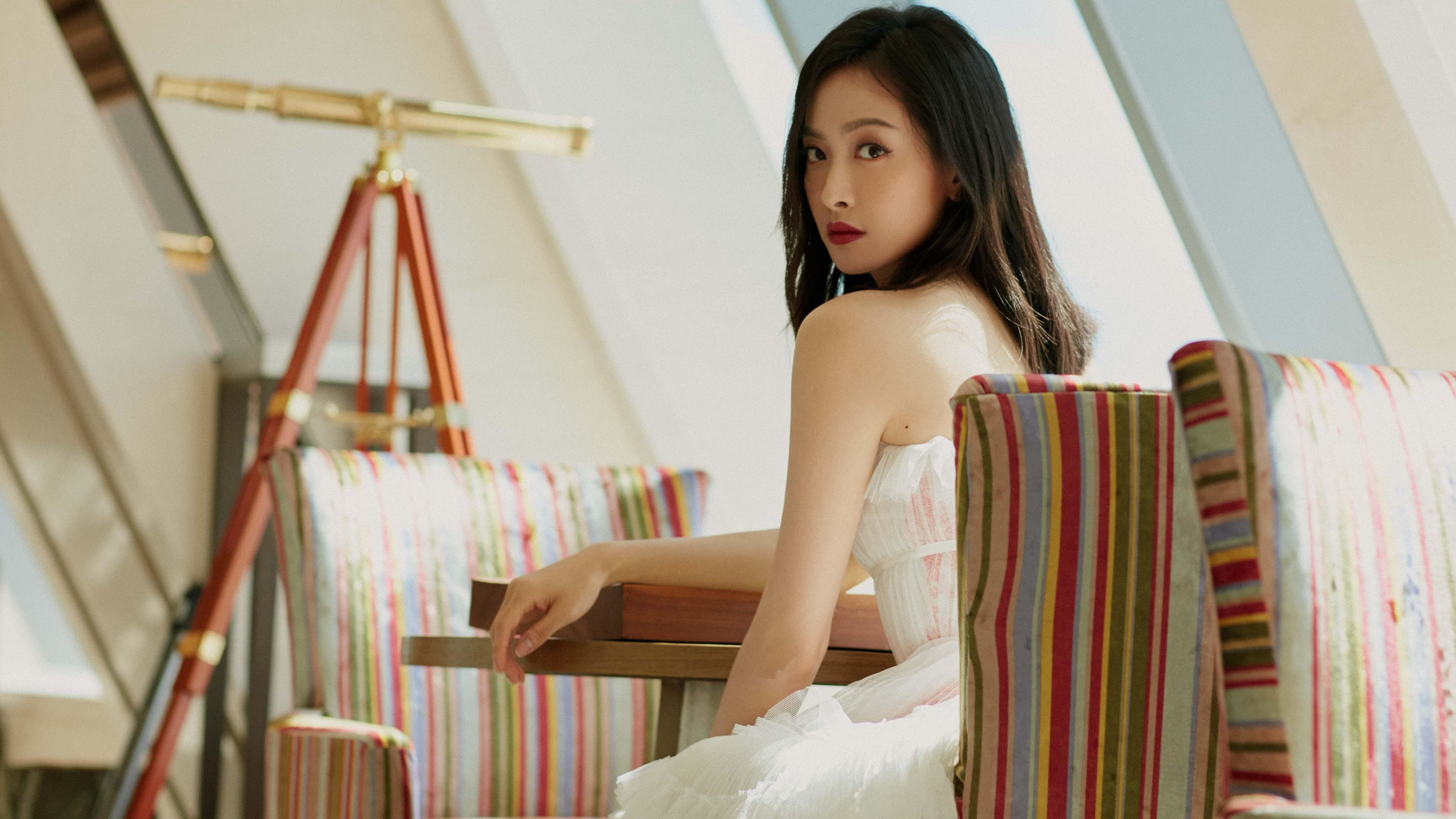 伊朗马术队在巴黎奥运会三项赛中获得第六名，表现稳健。，伊朗转播奥运会打马赛克