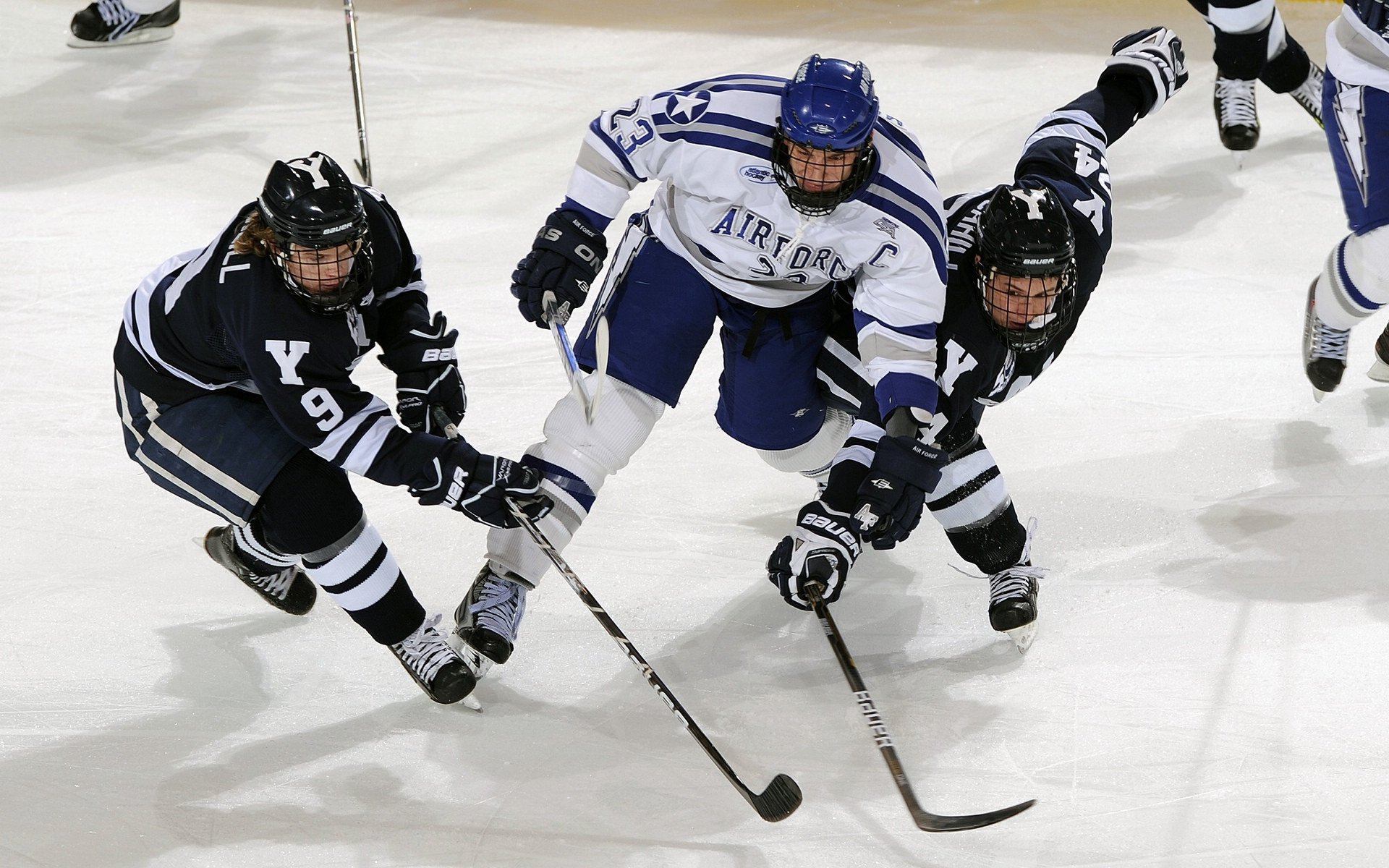 开云全站-《CS_GO超级决战，现场气氛燃爆全场》，超哥csgo